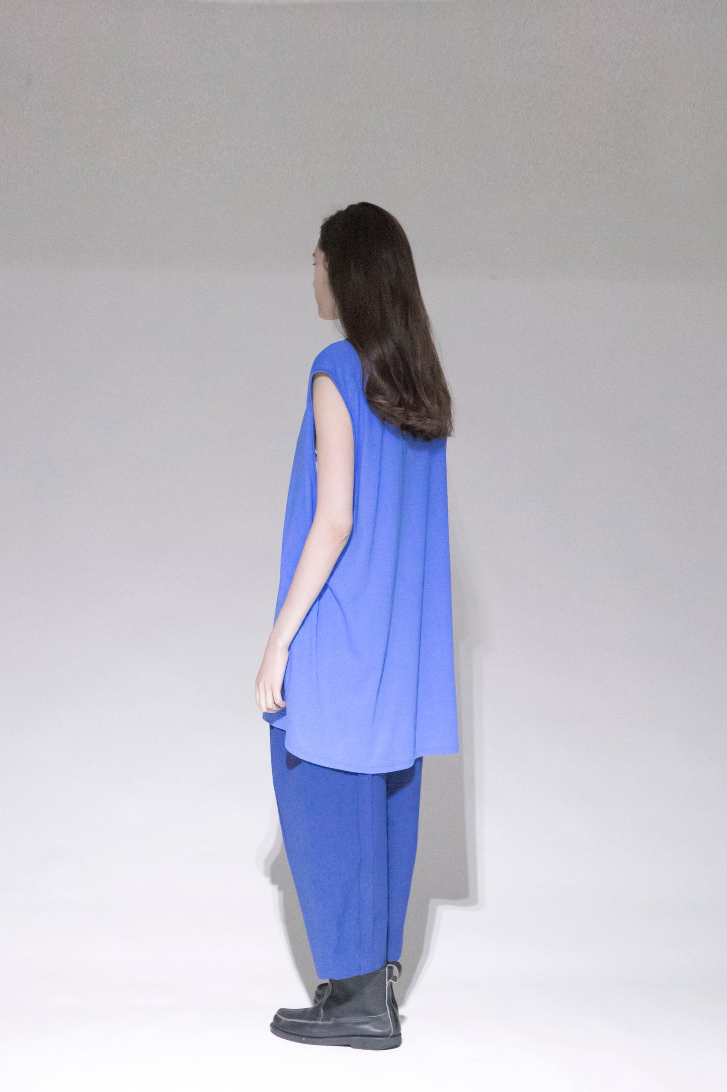 VOAAOV COTTON MODAL SLEEVELESS TOP - BLUE