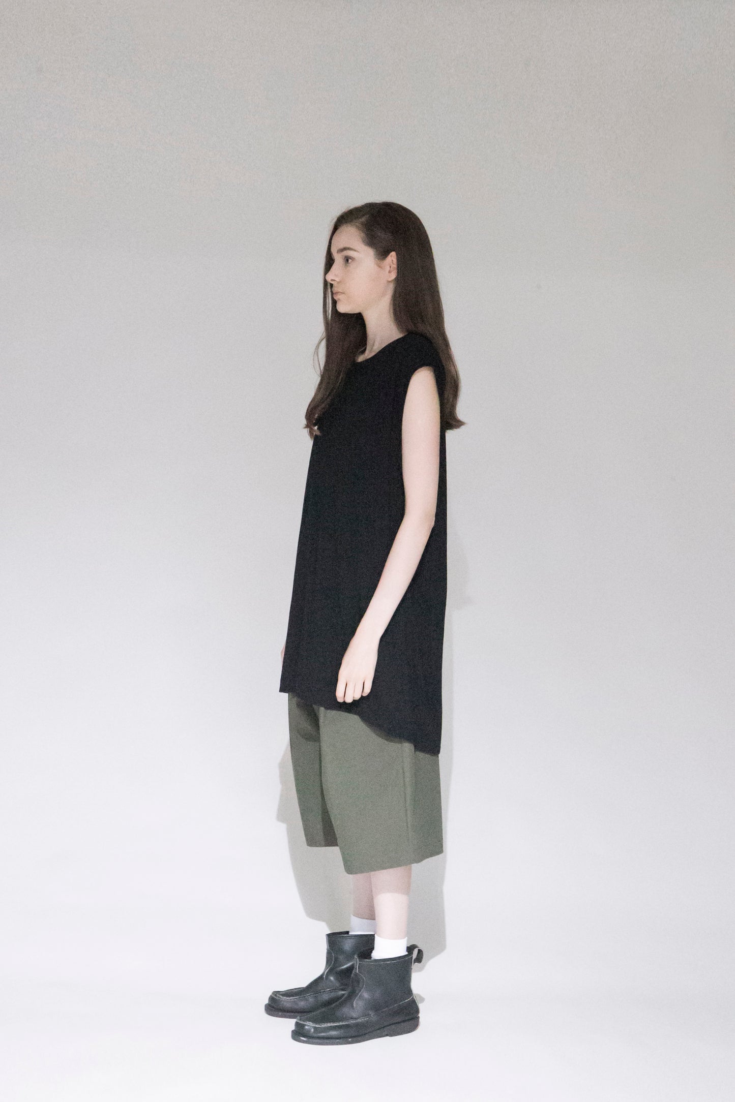 VOAAOV COTTON MODAL SLEEVELESS TOP - BLACK
