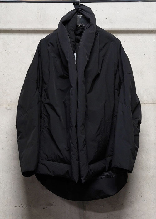 VOAAOV KAWADA DOWN × BRIGHT JET TAFFETA JACKET - BLACK