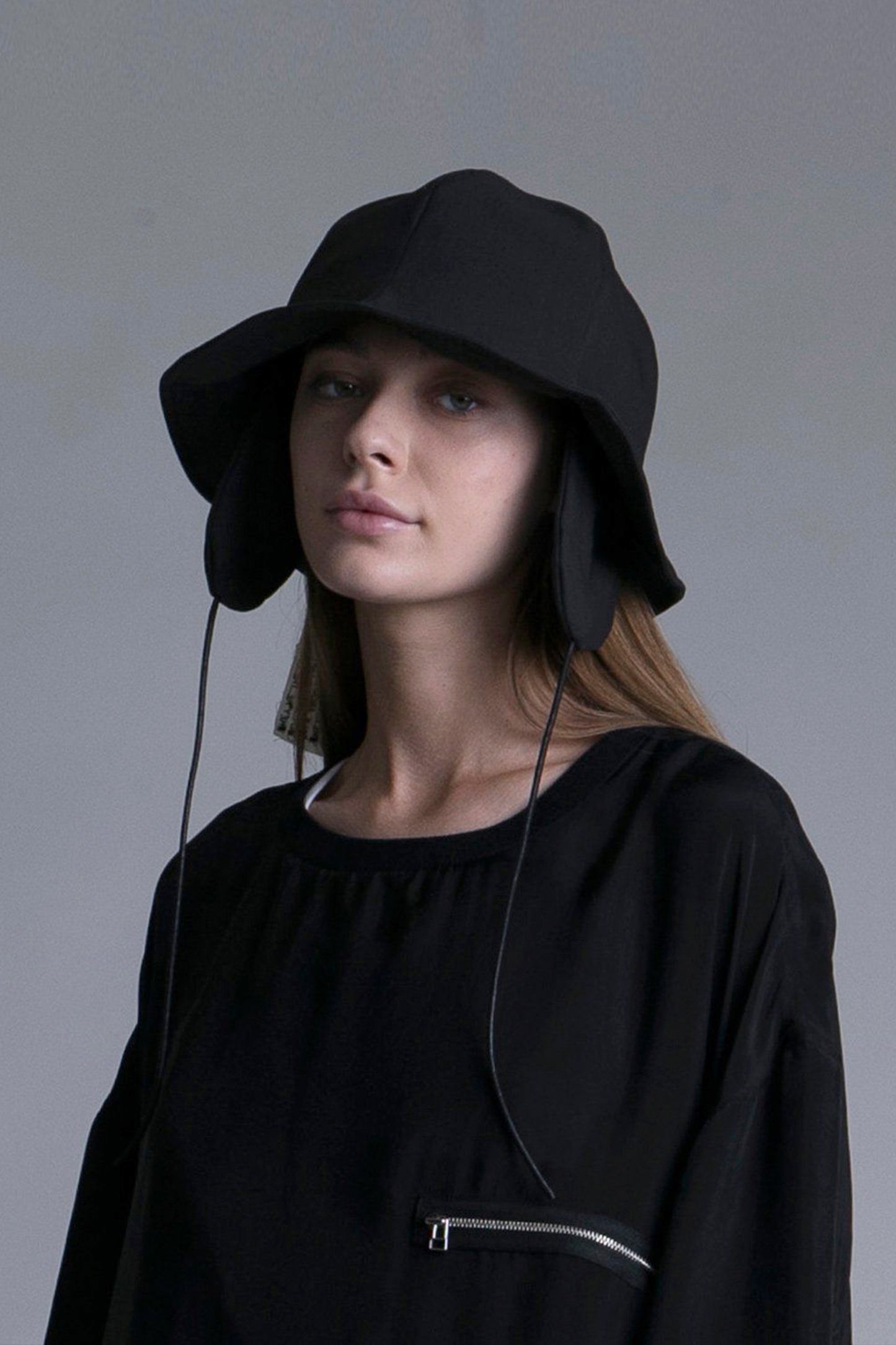 MY BEAUTIFUL LANDLET GABERDINE BUCKET HAT