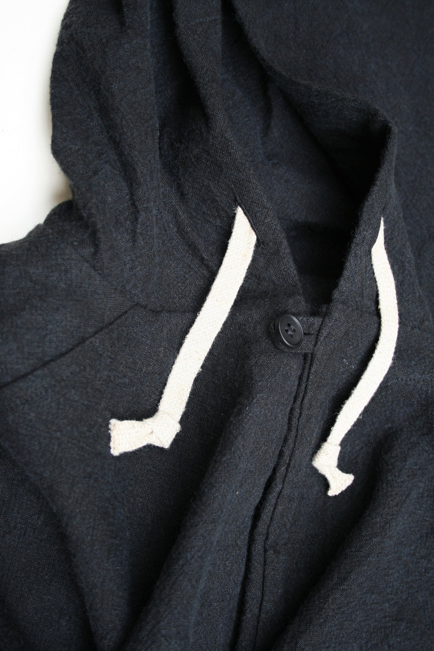 O PROJECT BOILED CLOTH HOODED PULLOVER SHIRT - BLACK