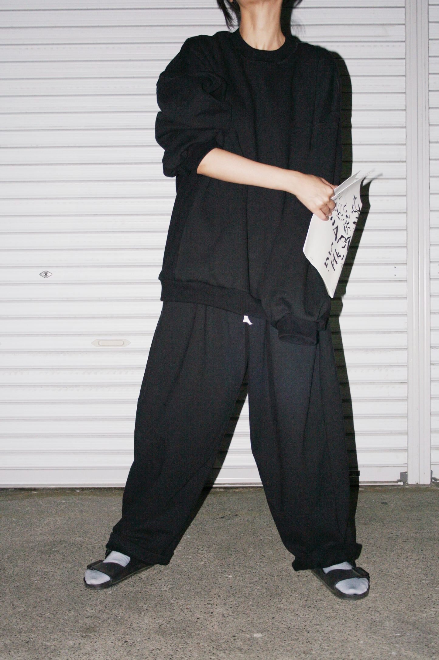 MY BEAUTIFUL LANDLET TUMBLER BRUSHED BACK SWEATER - BLACK