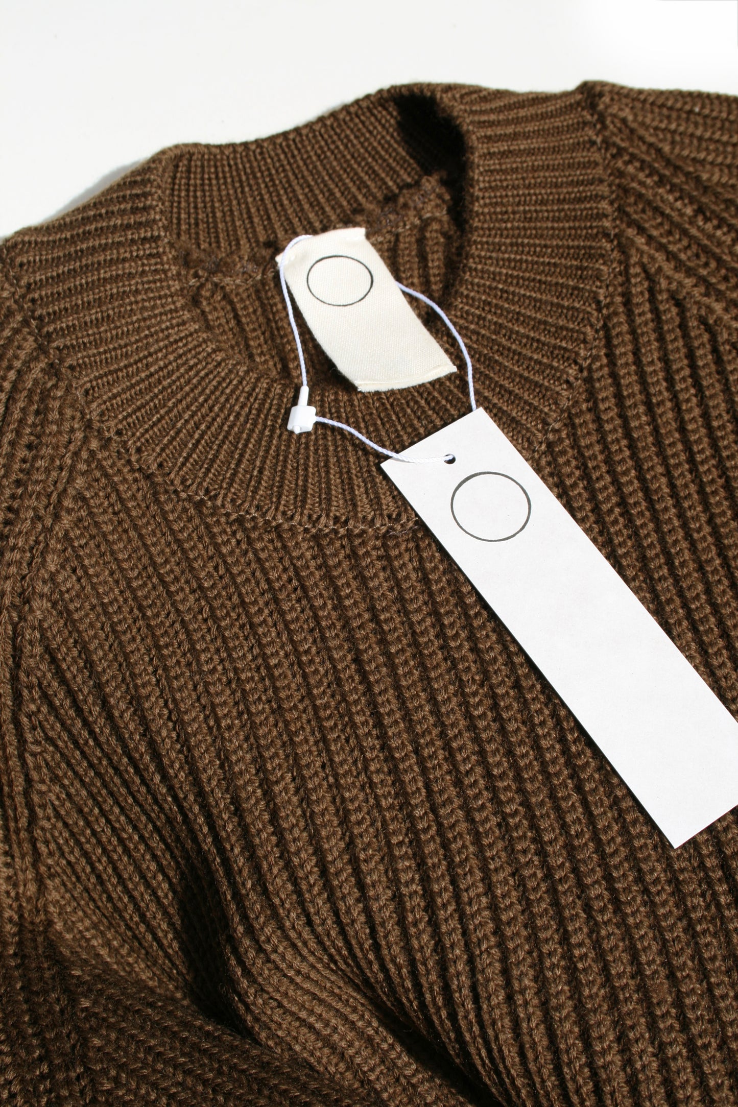 O PROJECT FINE MERINO WOOL KNITTED CREW NECK - MUD