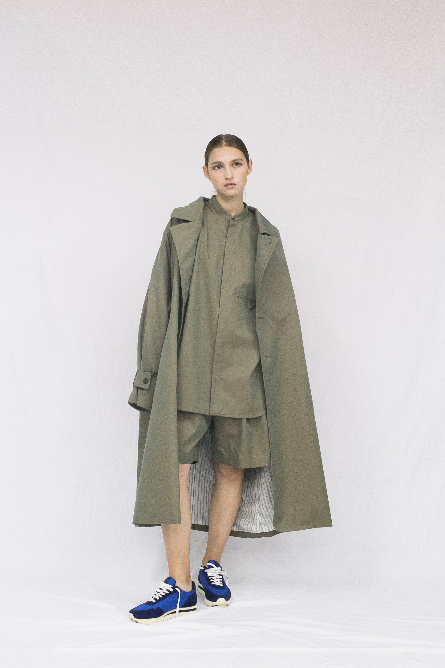 VOAAOV SUPIMA COTTON x POLYESTER GABADINE COAT - KHAKI