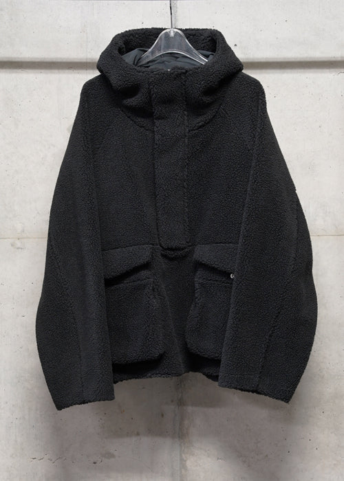 MY BEAUTIFUL LANDLET VINTAGE SHEEP BOA ANORAK - BLACK