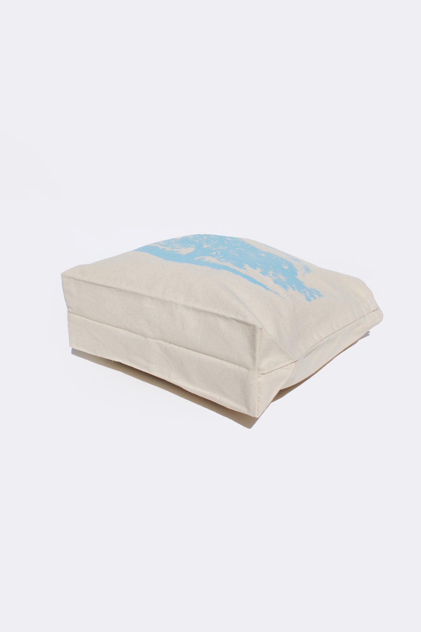 ESSAY SHOULDER TOTE BAG