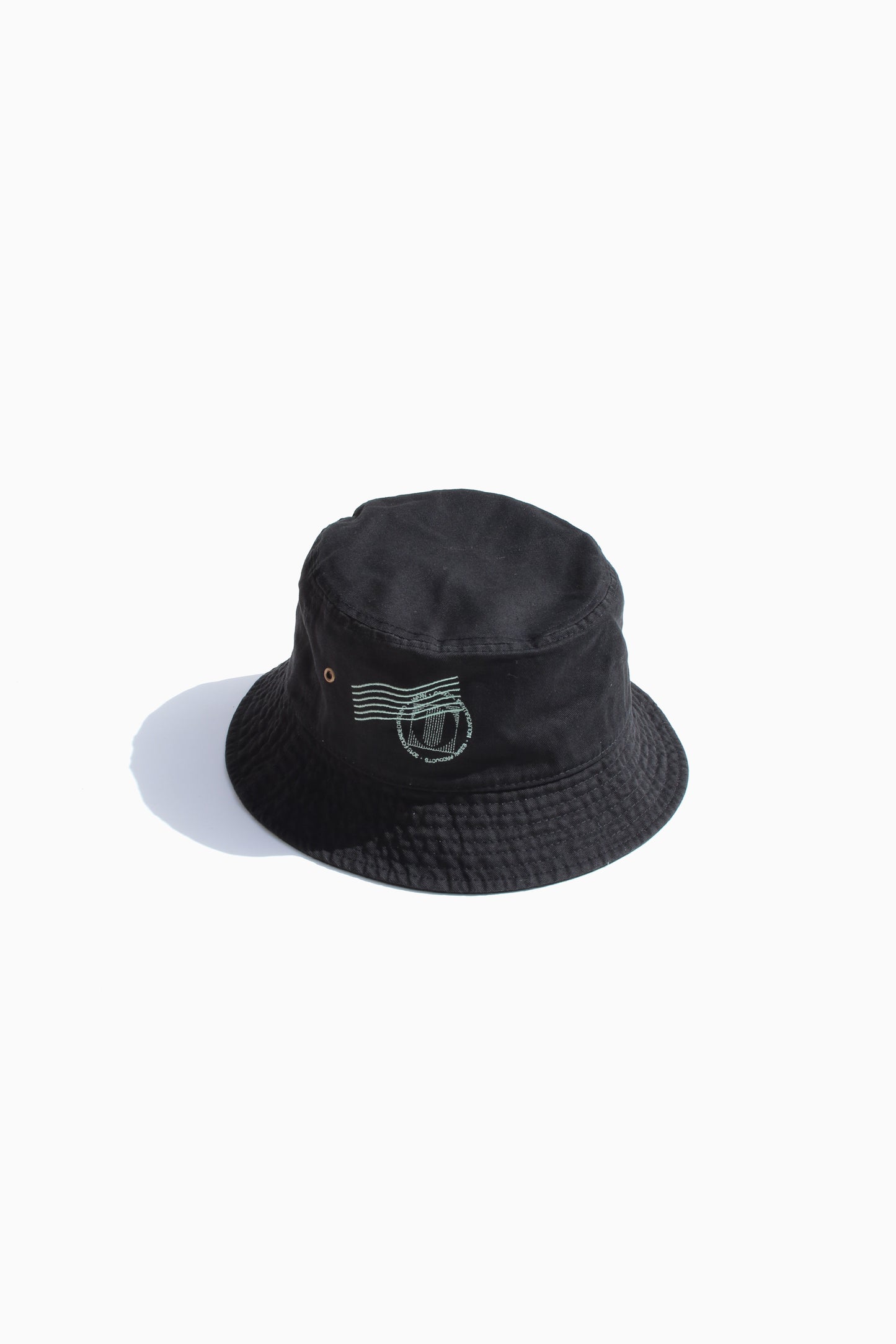 ESSAY POSTMARK BUCKET HAT - BLACK