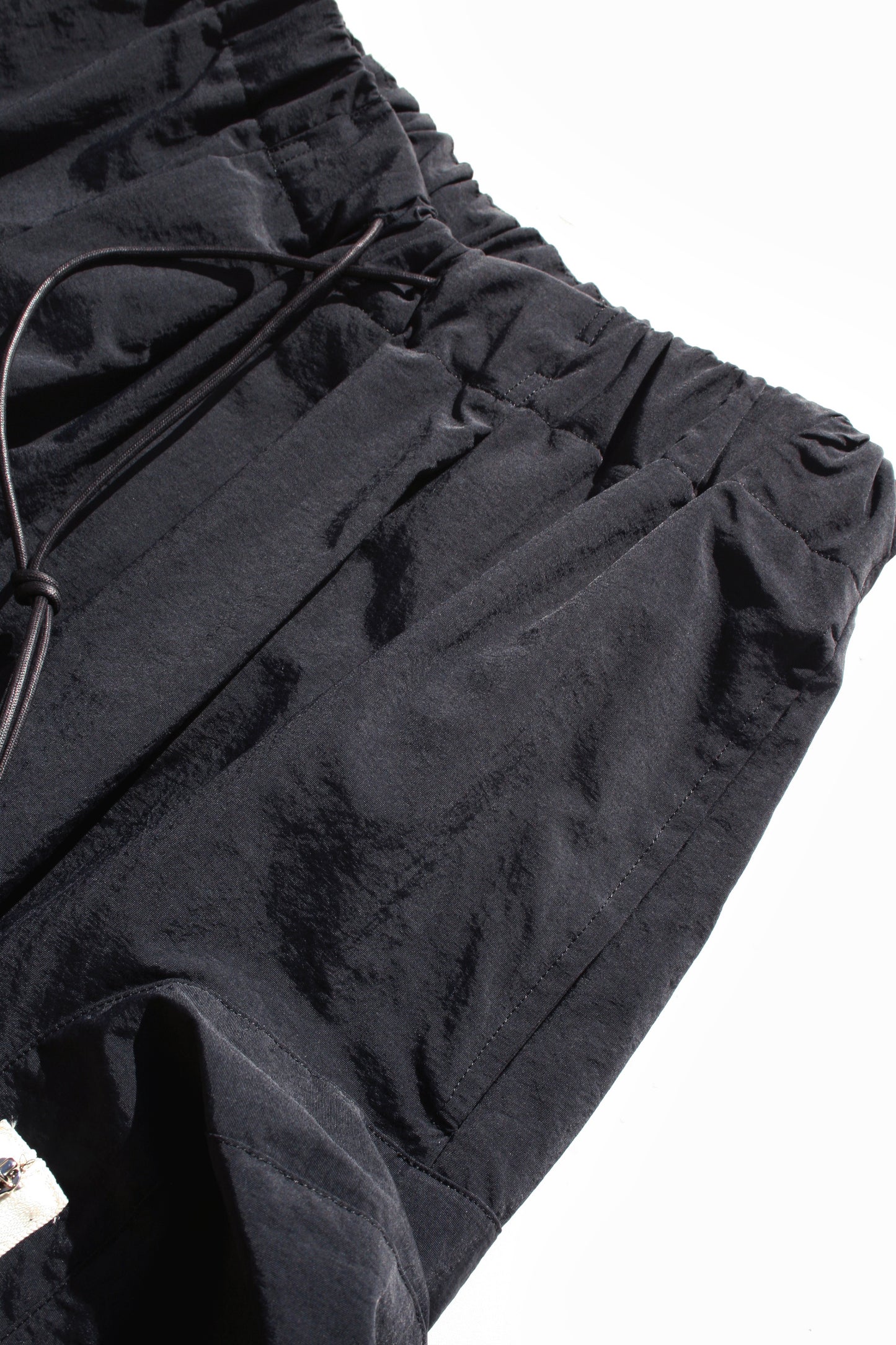 MY BEAUTIFUL LANDLET NYLON DYED TAFFETA SHORTS - BLACK