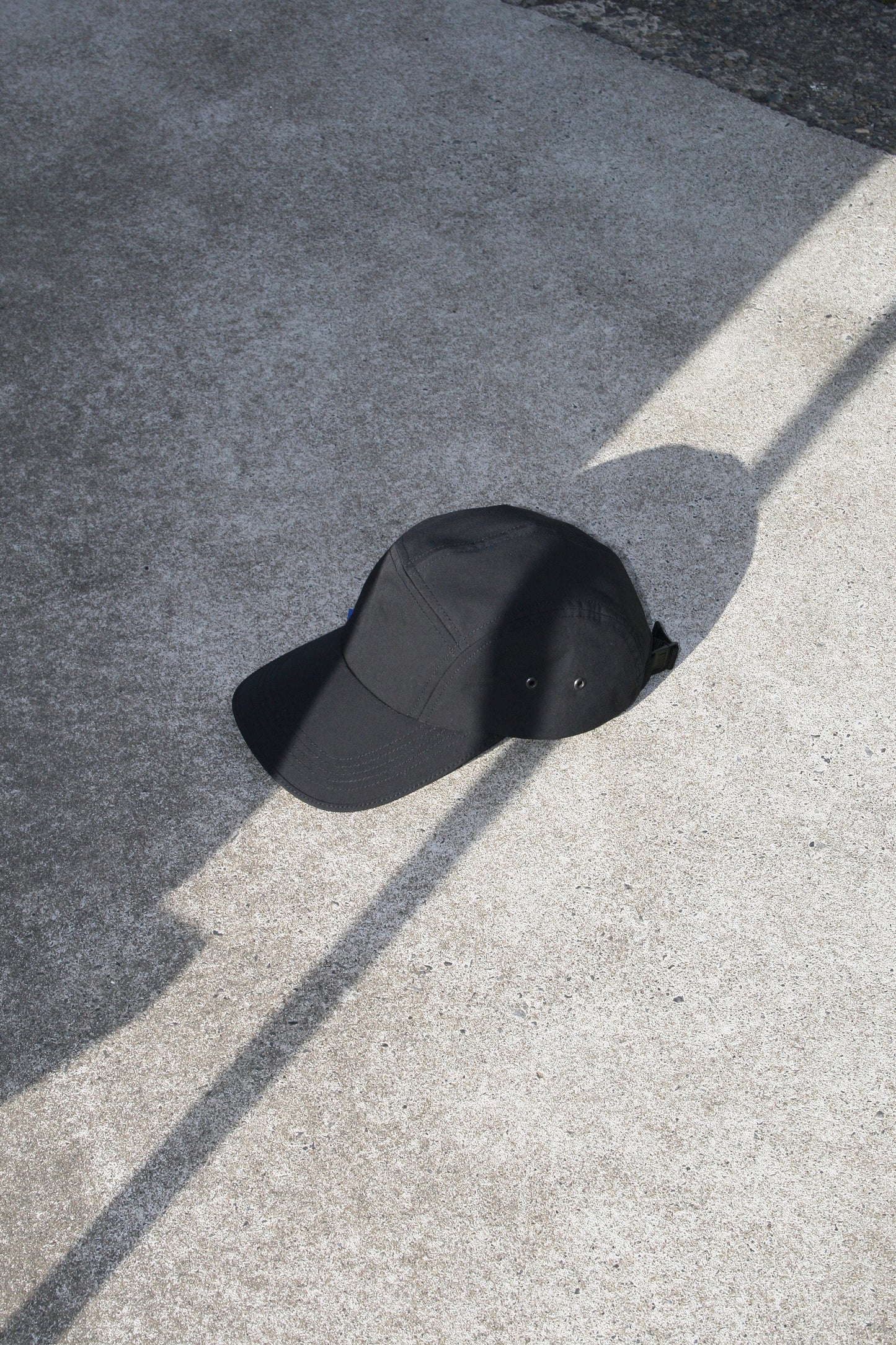 ESSAY LONGBRIM JET CAP