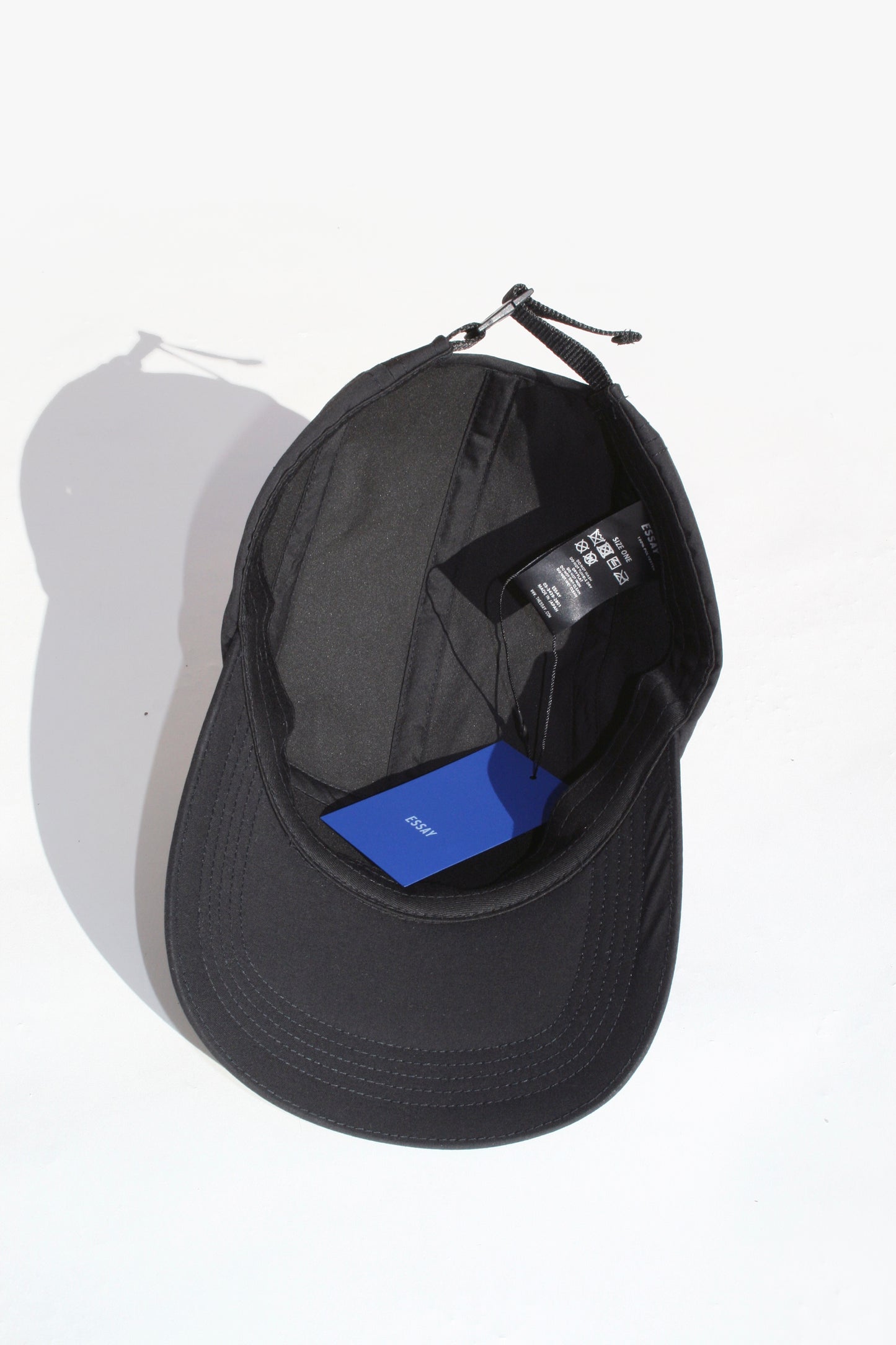 ESSAY LONGBRIM JET CAP