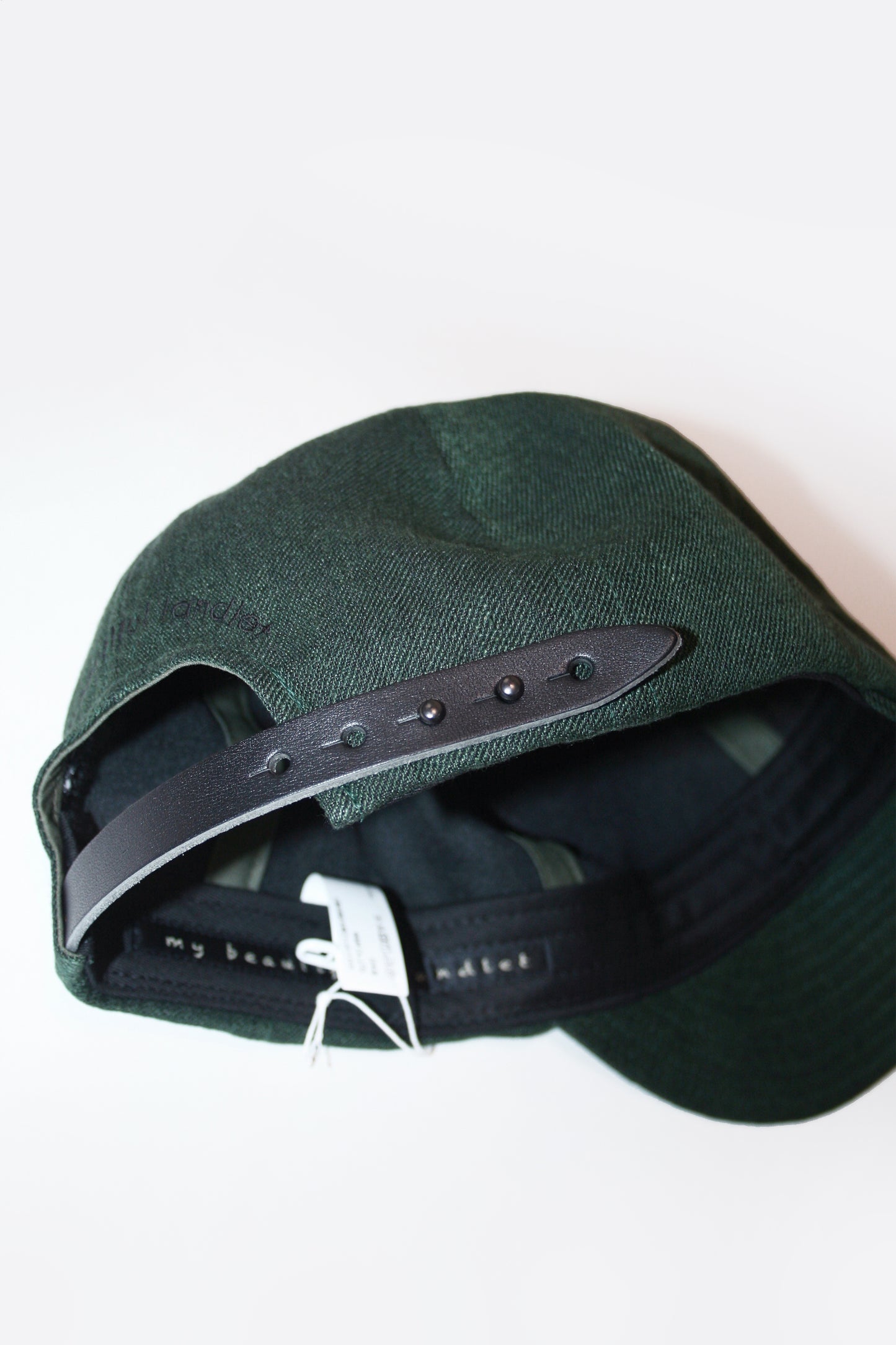 MY BEAUTIFUL LANDLET BISHU JAPAN LINEN CAP - GREEN / BLACK