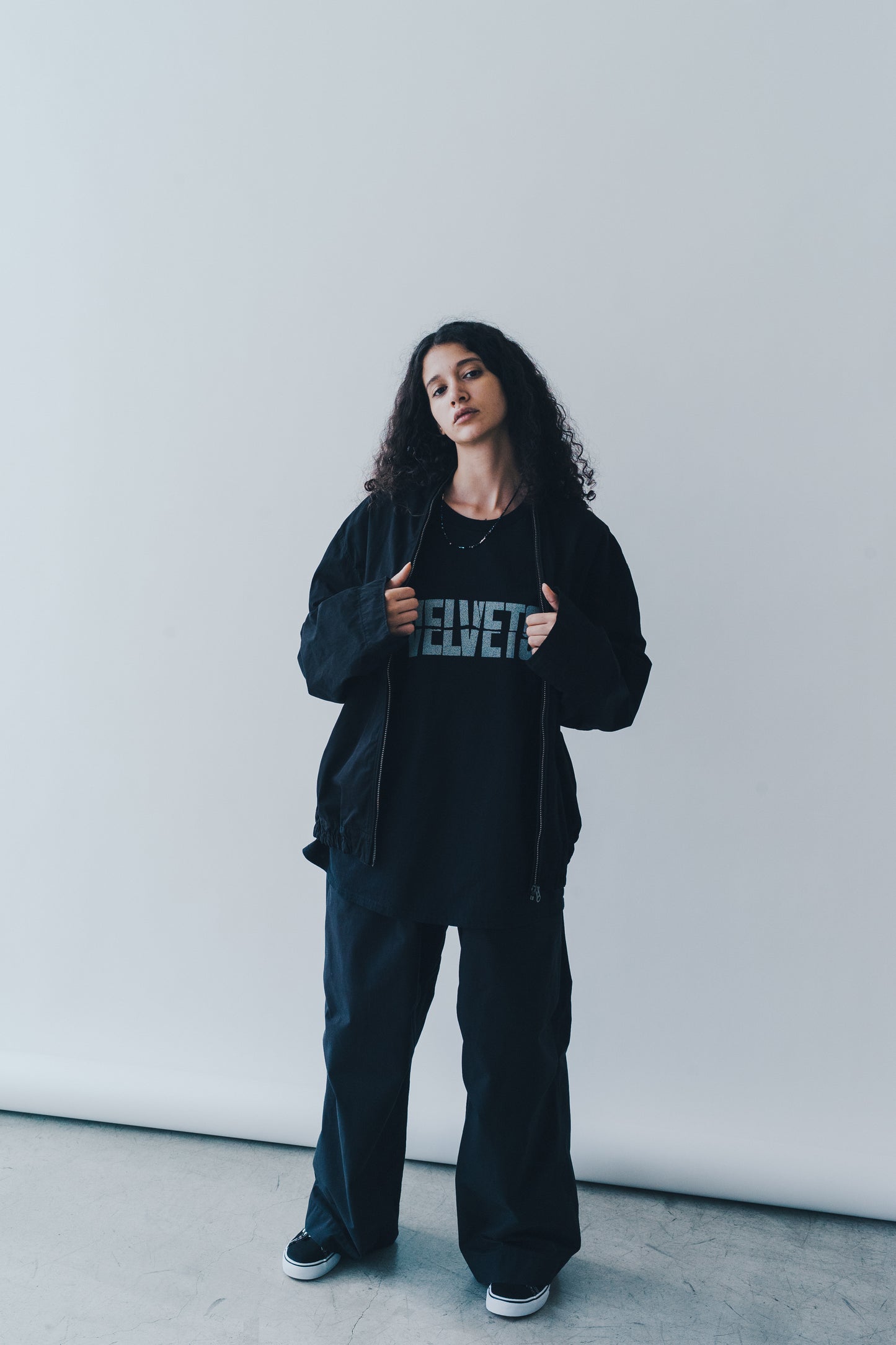 ESSAY OVERSIZED PRINT T-SHIRT VELVETS