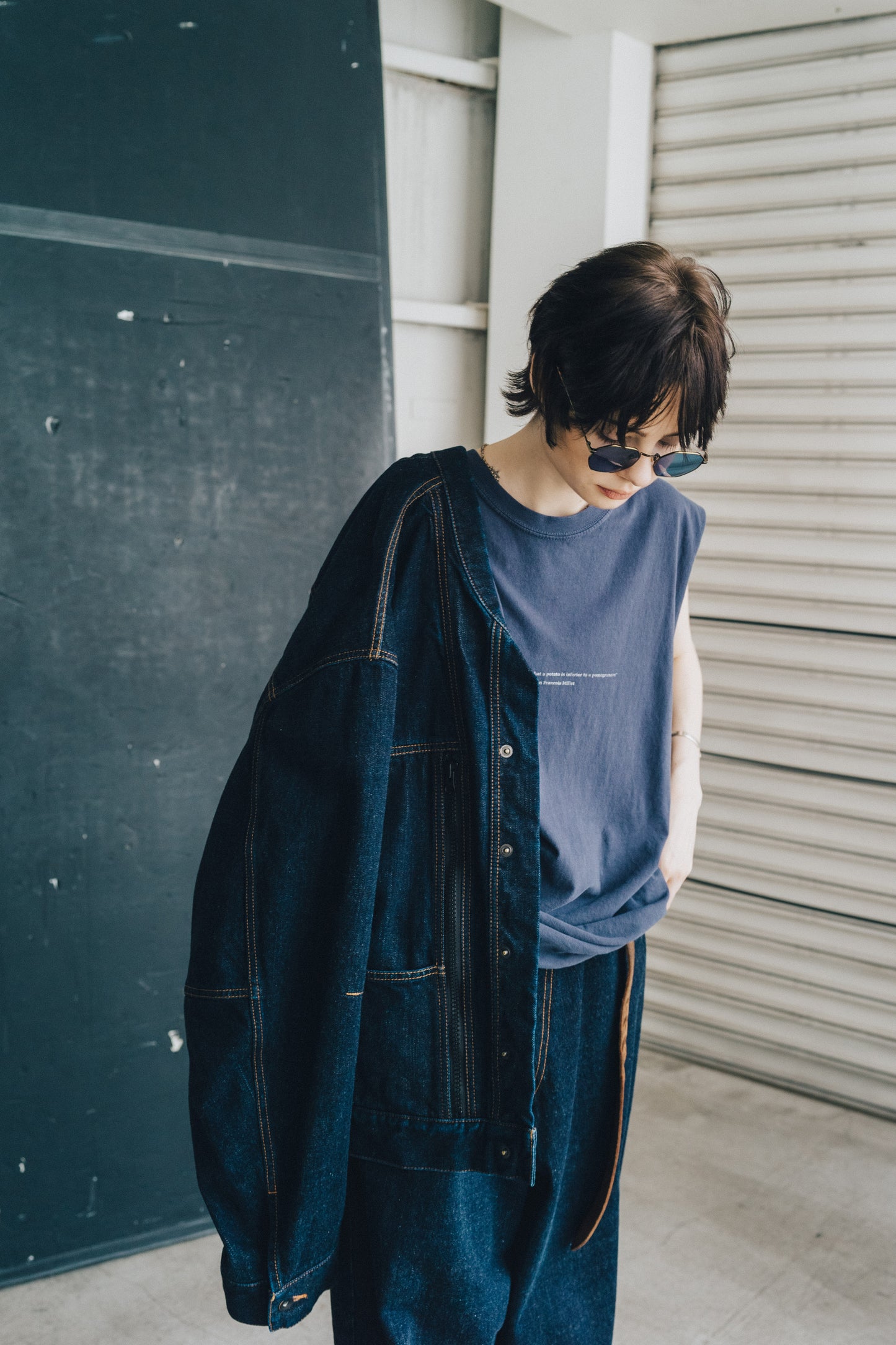 ESSAY FOLD COLLAR DENIM JACKET - INDIGO