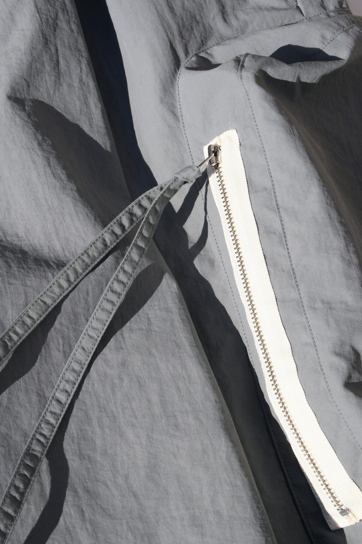 MY BEAUTIFUL LANDLET NYLON DYED TAFFETA SHORTS - GRAY