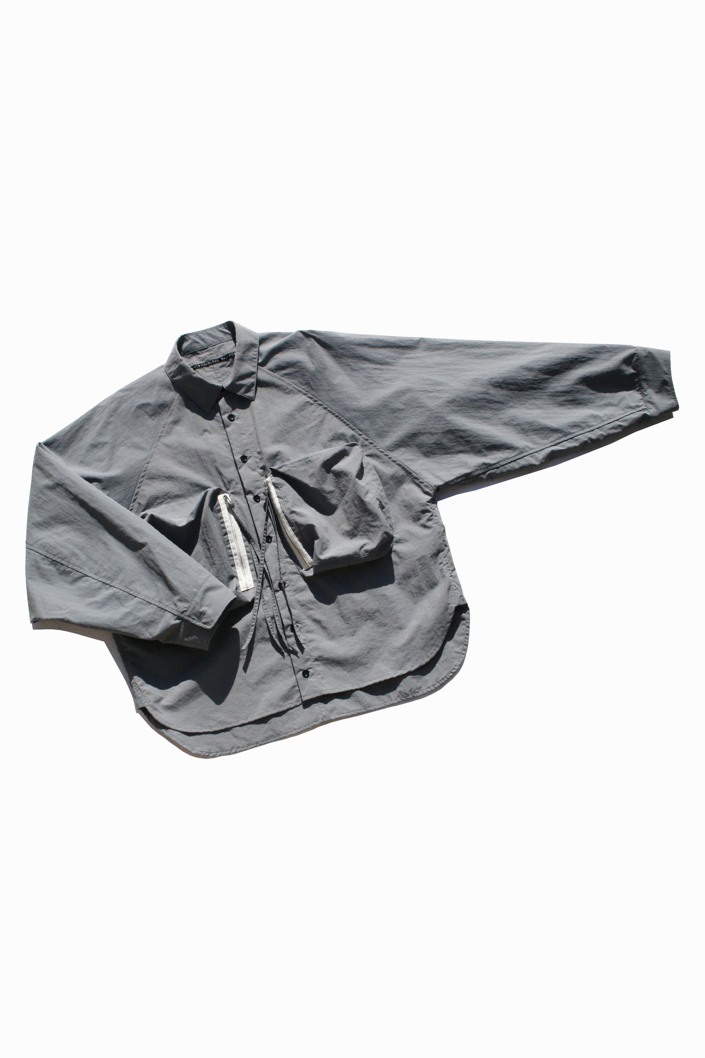 MY BEAUTIFUL LANDLET NYLON DYED TAFFETA BIG POCKET SHIRT - GRAY