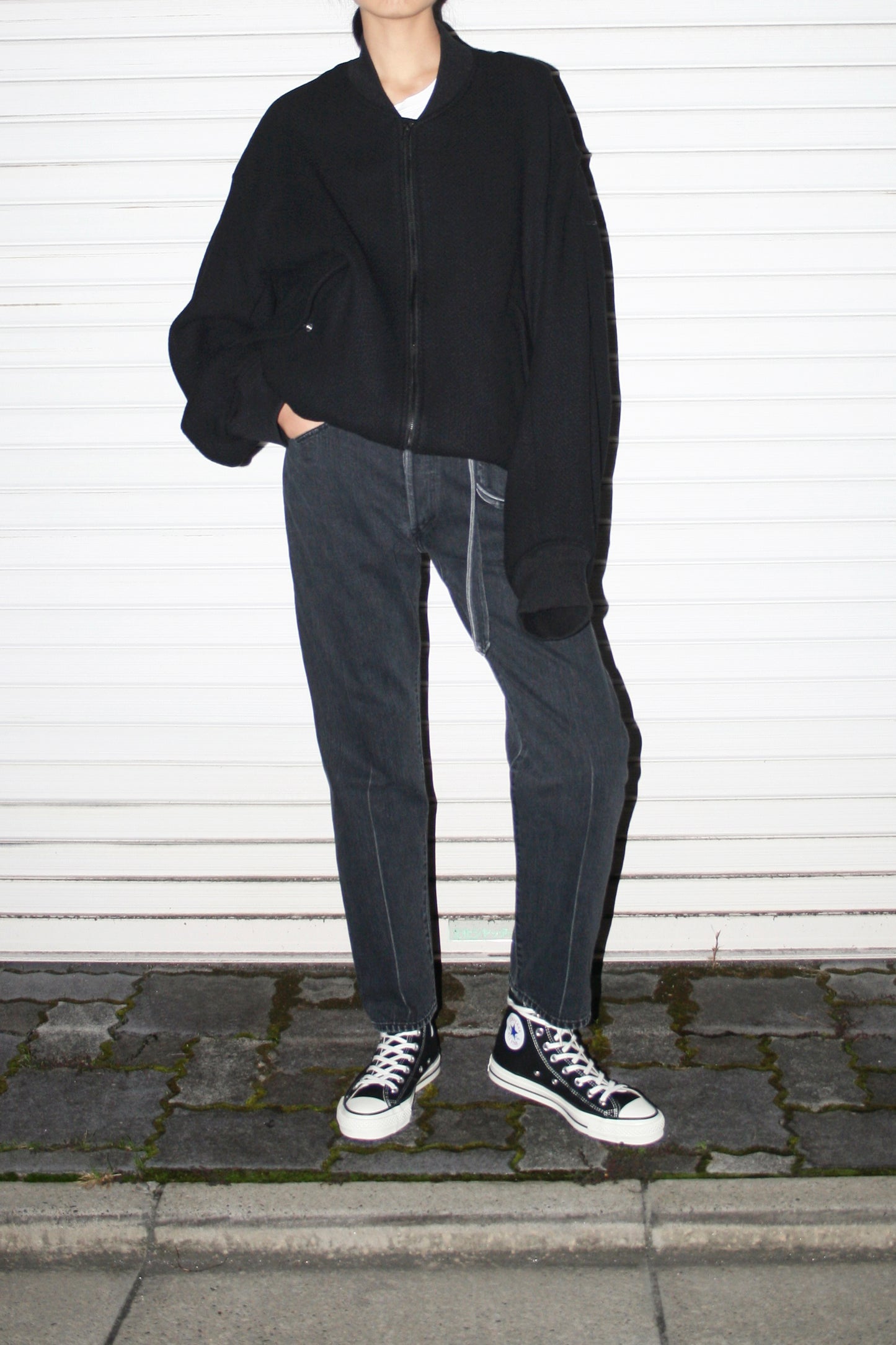 ESSAY BELTED BAG JEANS