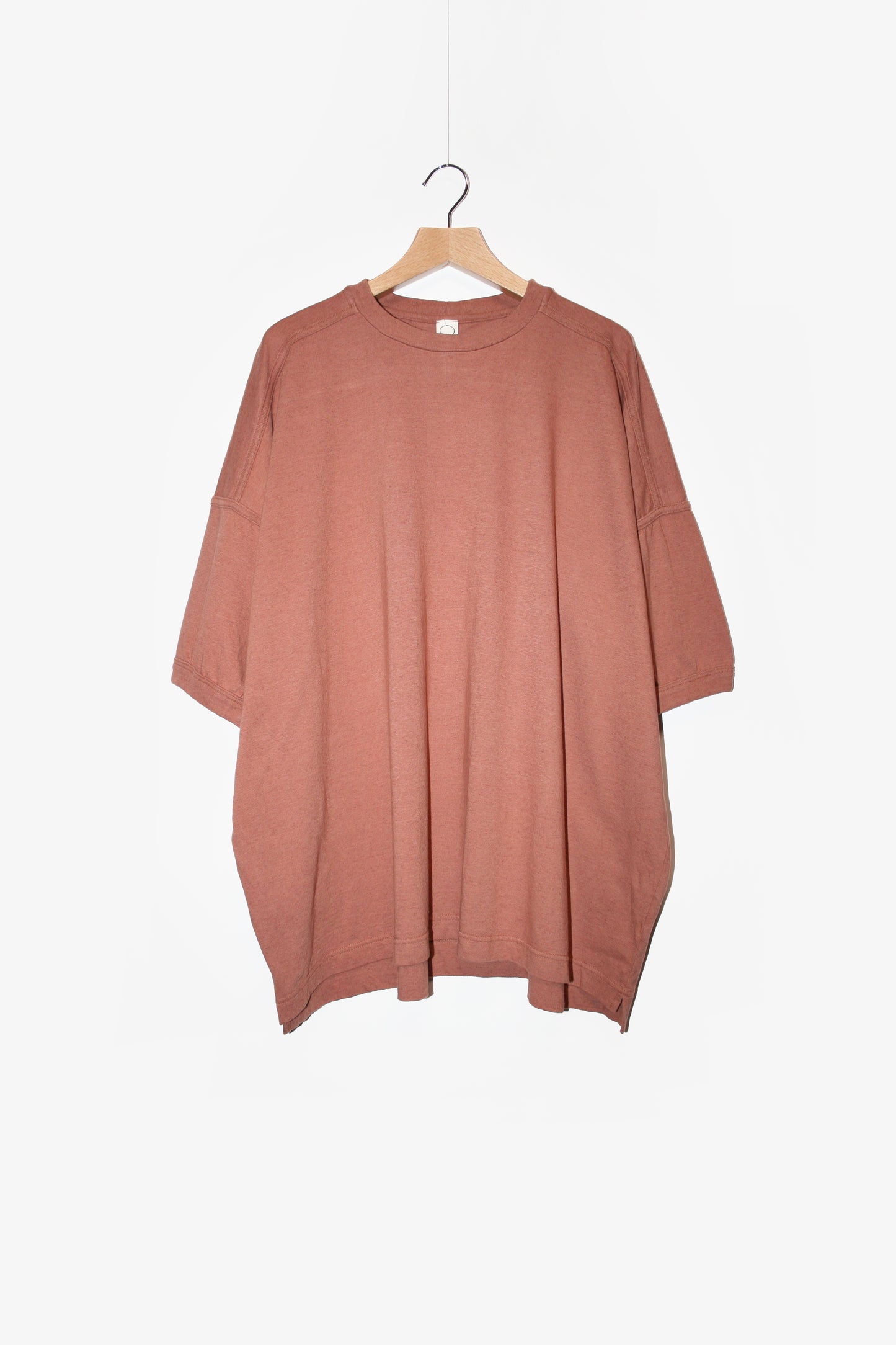 O PROJECT HEMP COTTON JERSEY SS TEE - KINARI / RED BRICK / BLACK