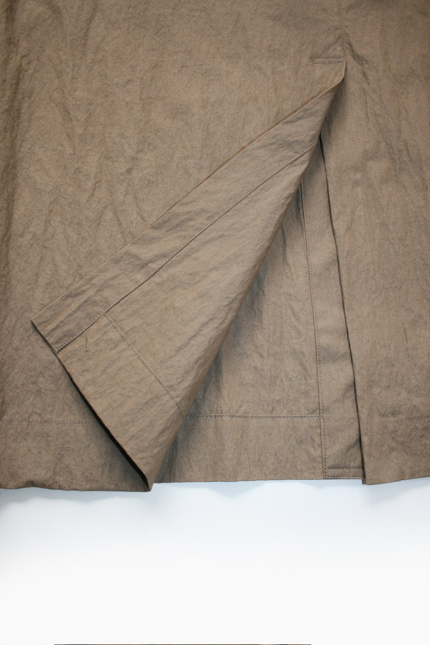 VOAAOV COTTON x NYLON RUDEBACK HALF COAT - BEIGE