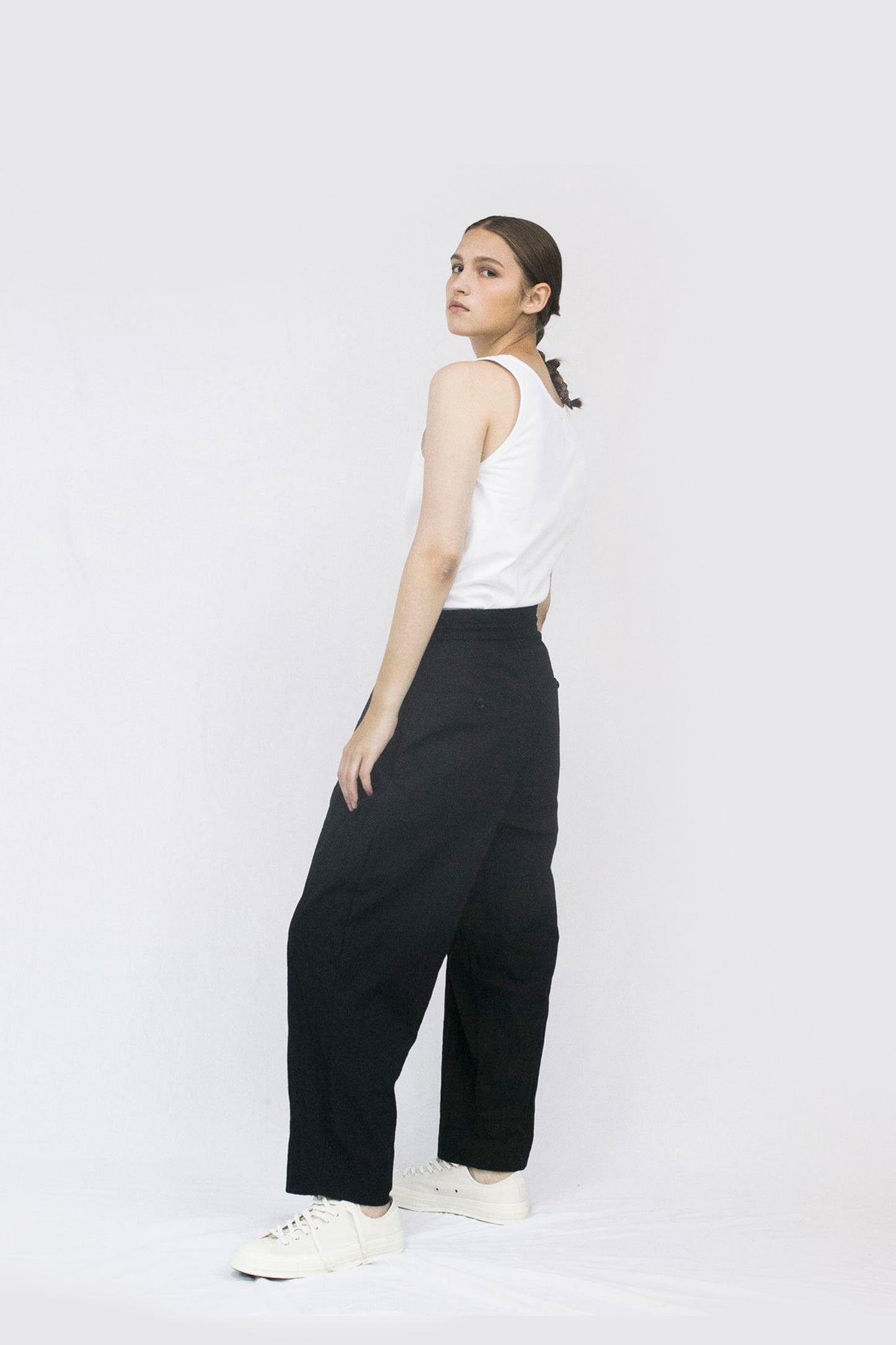 VOAAOV COTTON X NYLON RUDEBACK HALF PANTS - BLACK