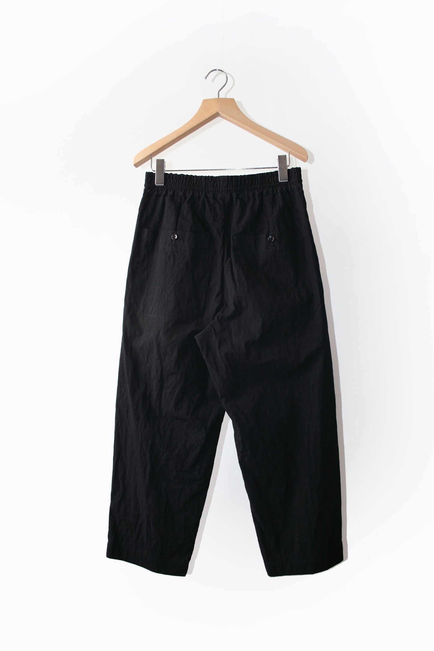 VOAAOV COTTON X NYLON RUDEBACK HALF PANTS - BLACK