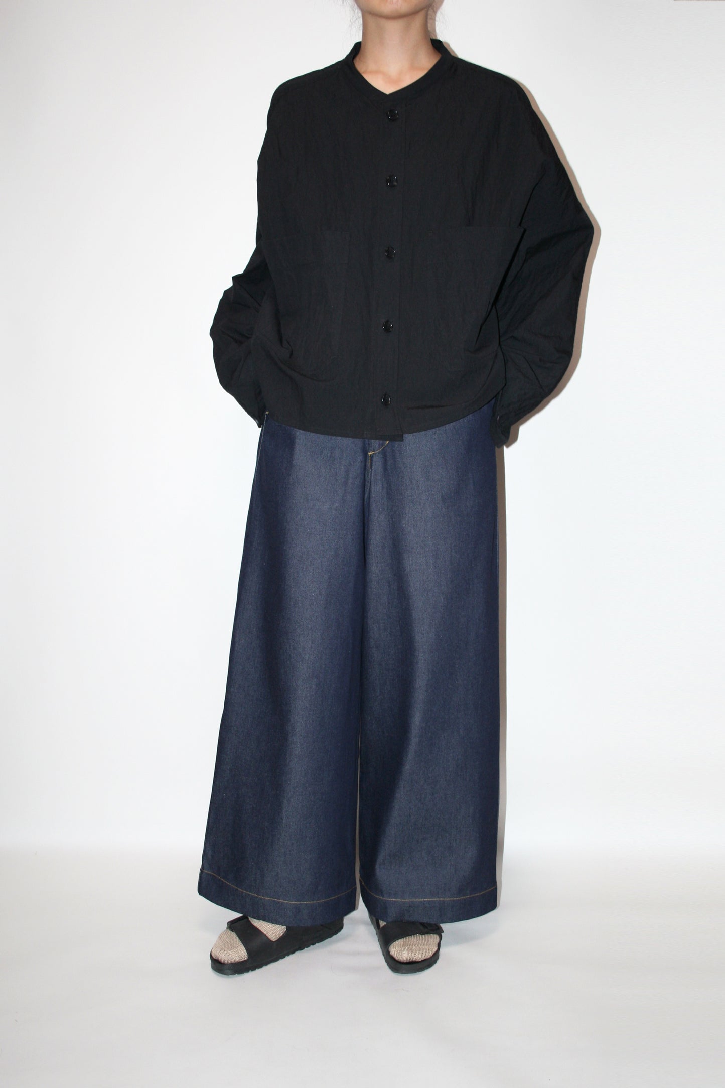 VOAAOV COTTON x NYLON RUDEBACK HALF SHIRT - BLACK