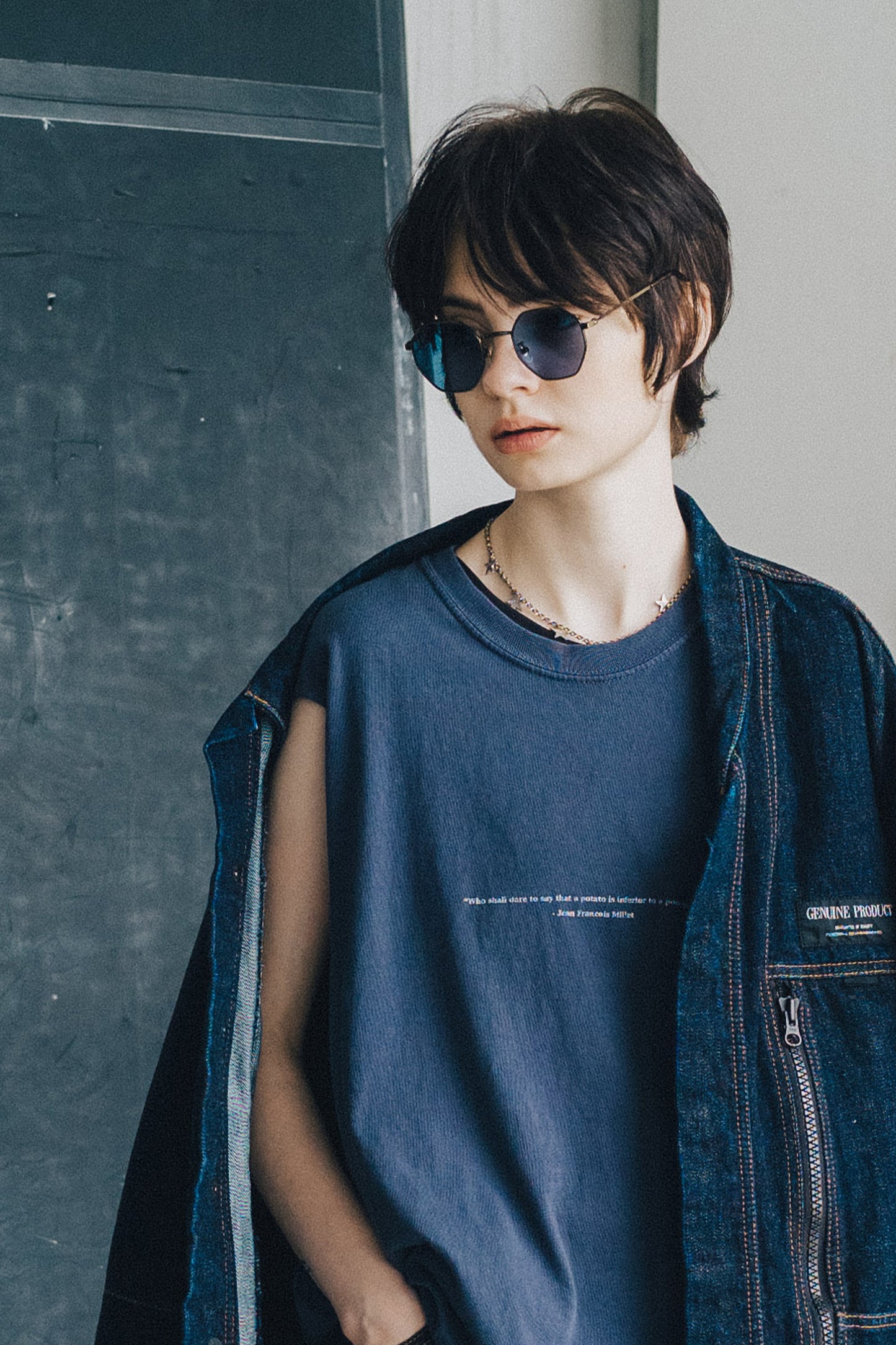 ESSAY LG SUNGLASS - NAVY