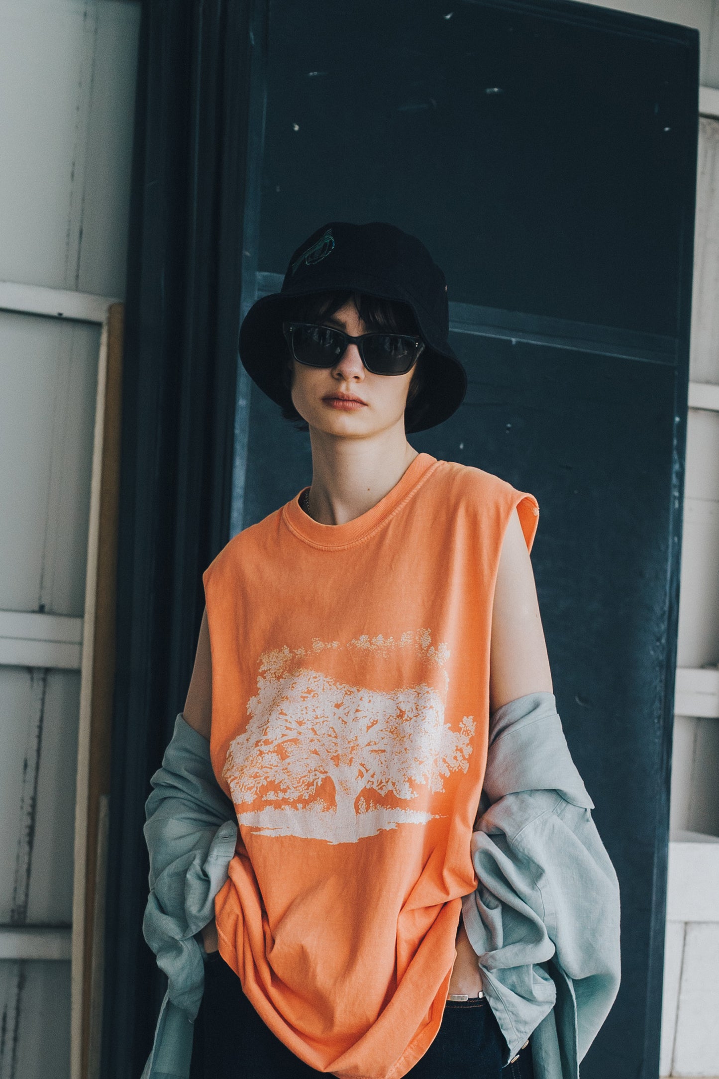 ESSAY POSTMARK BUCKET HAT - BLACK