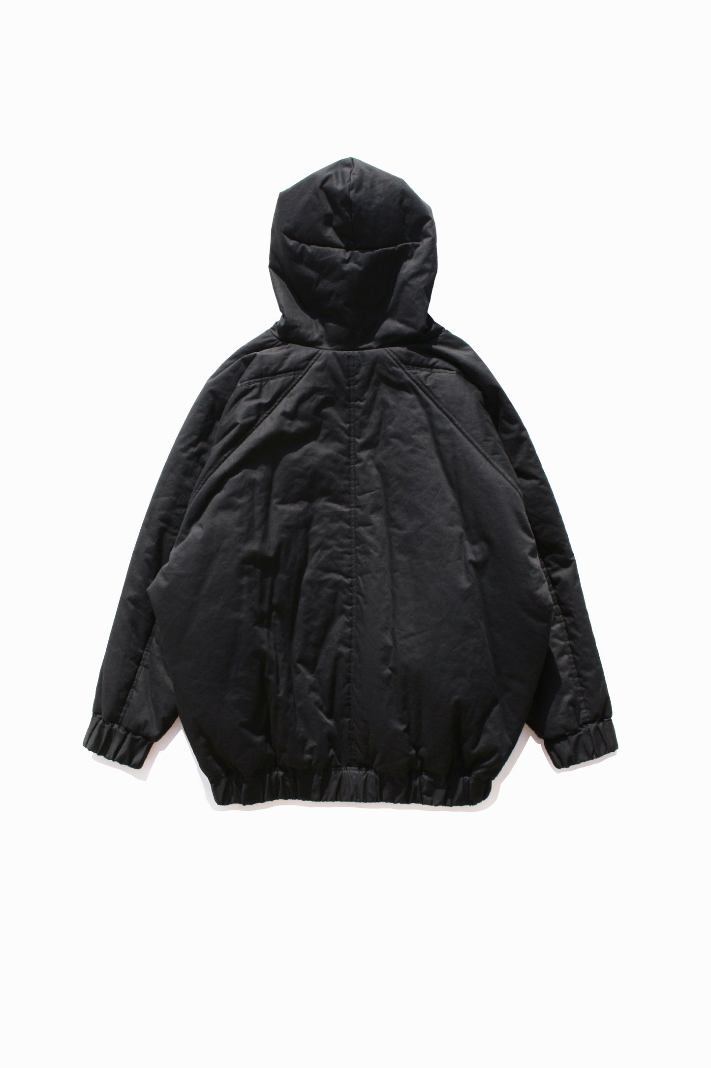 O PROJECT WATER-REPELLENT PADDED POPLIN HOODED PULLOVER JACKET - BLACK
