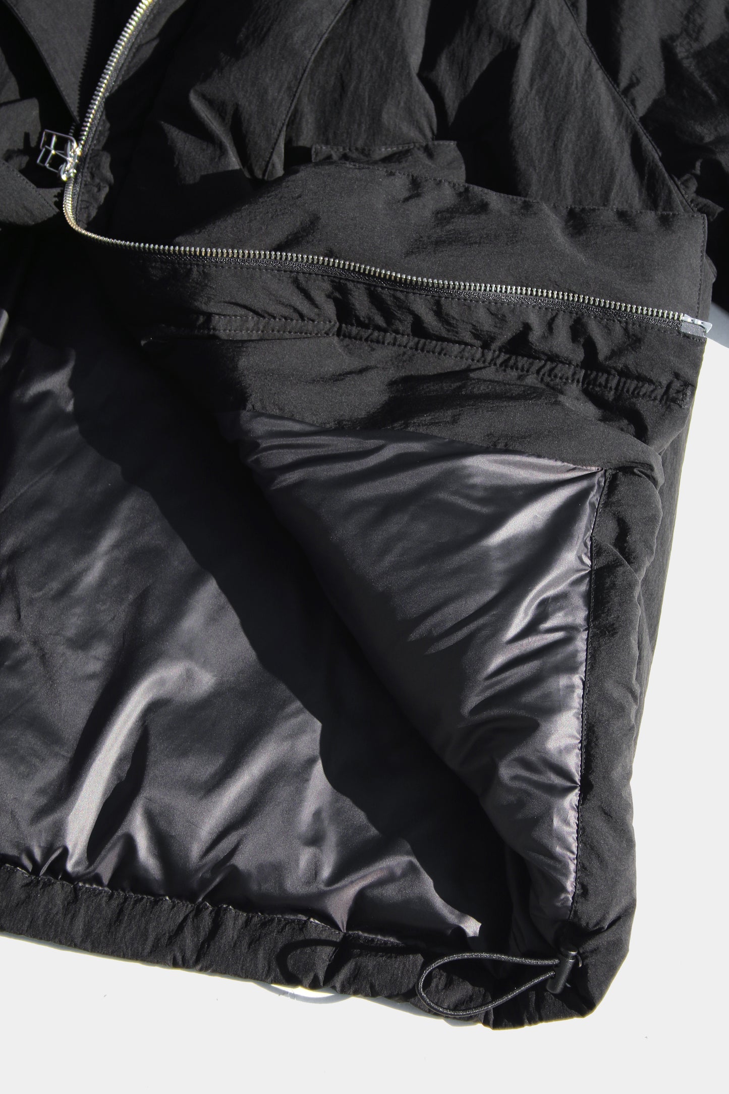 VOAAOV BRIGHT TASLAN DOWN JACKET - BLACK