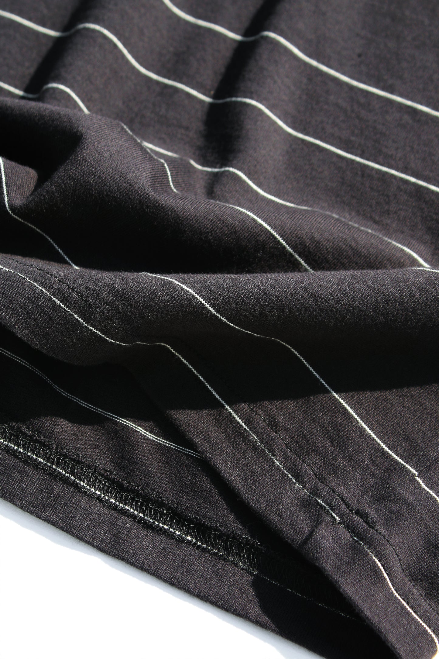 ESSAY ORIGINAL PIN STRIPE T-SHIRT - PYRAMID