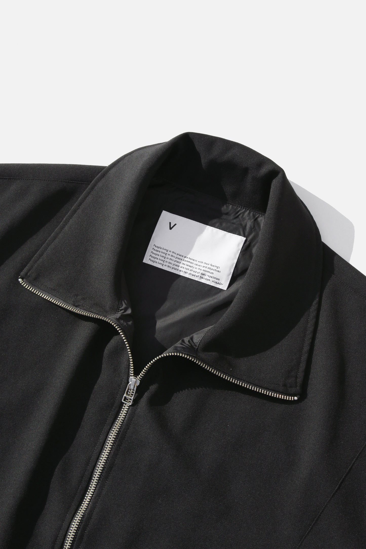VOAAOV BISHU OLD WOOL GABARDINE ZIP BLOUSON