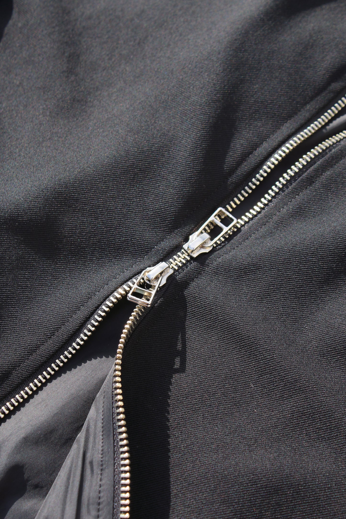 VOAAOV BISHU OLD WOOL GABARDINE ZIP BLOUSON