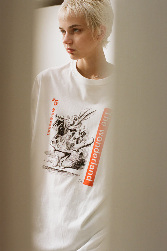 ESSAY OVERSIZED DROP SHOULDER T-SHIRT - WHITE RABBIT