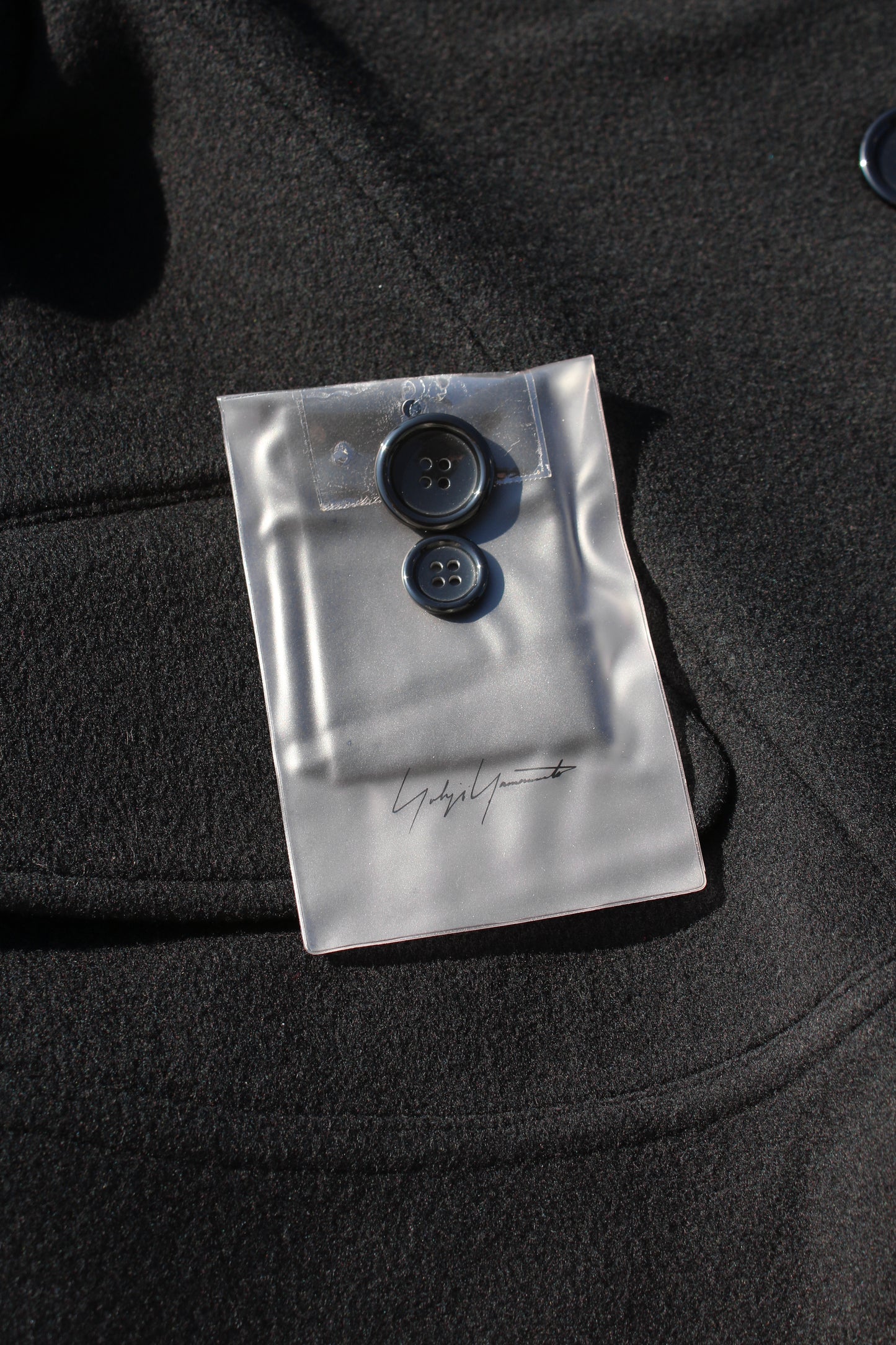 Yohji Yamamoto FEMME WOOL CASHMERE SHORT COAT BLACK