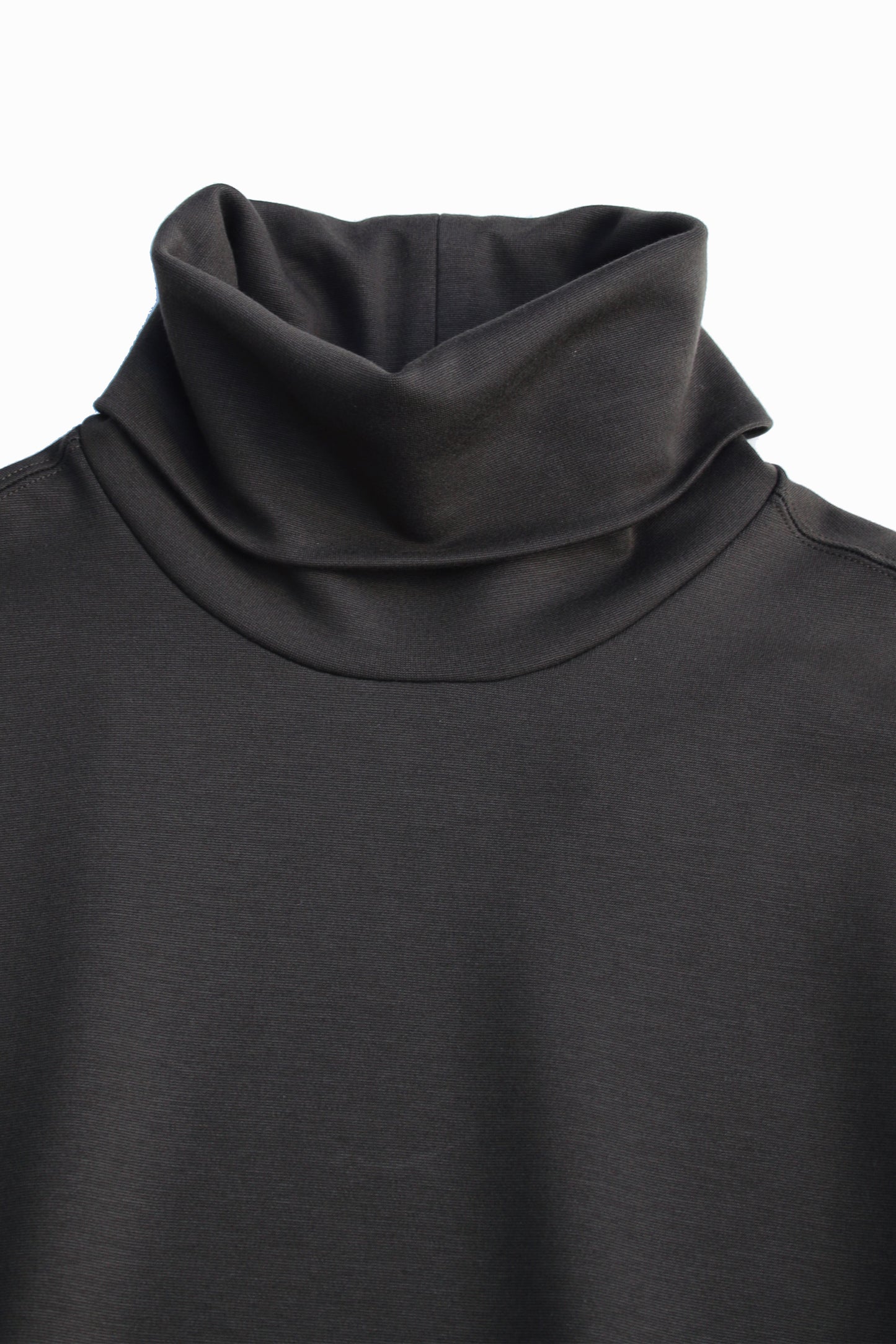 VOAAOV DUALWARM HIGHNECK PULLOVER - BLACK