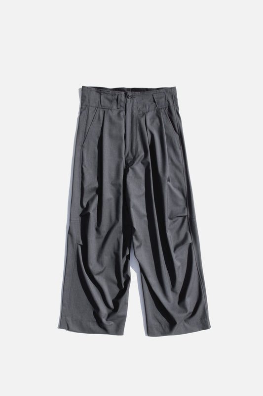 ESSAY WIDE OVER SLACKS - CHARCOAL