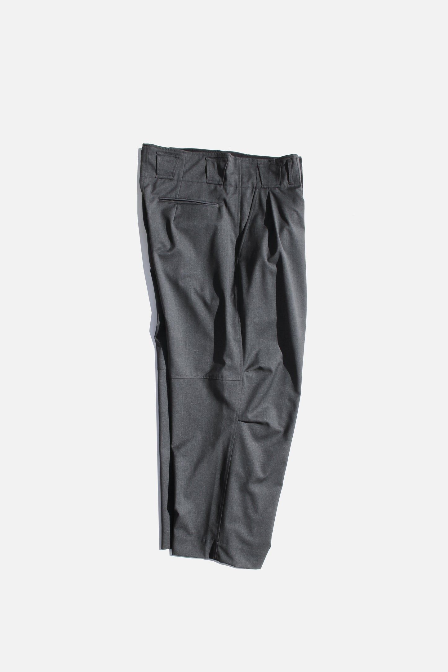 ESSAY WIDE OVER SLACKS - CHARCOAL