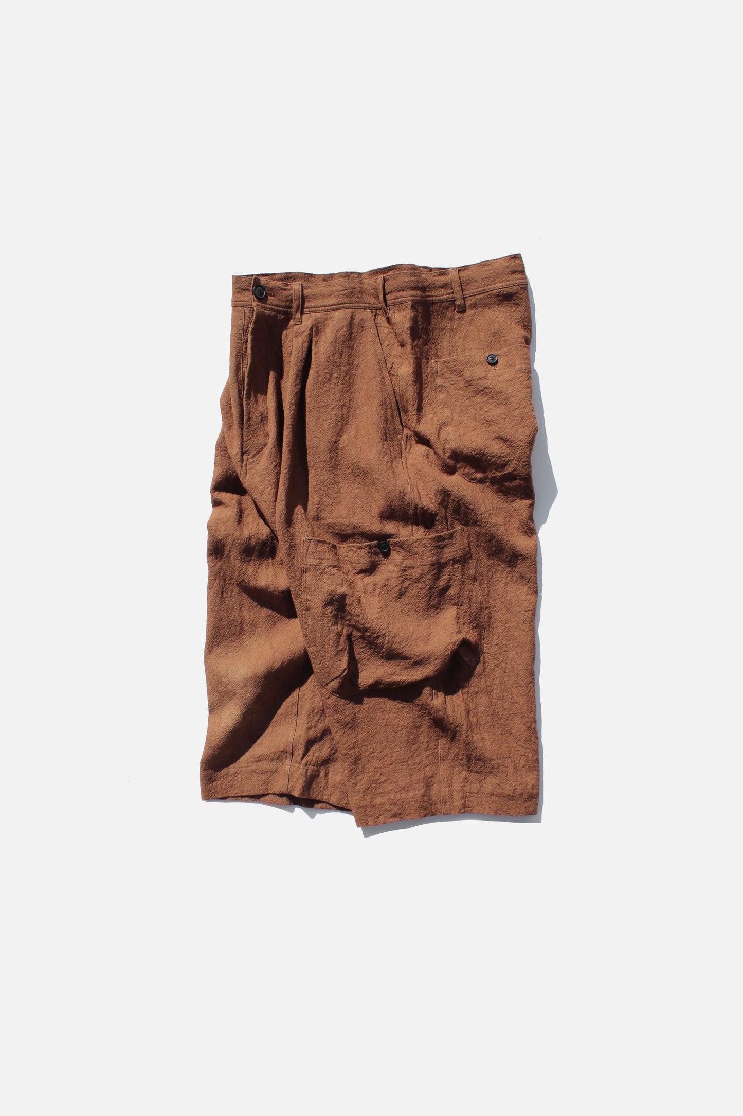 O PROJECT NAT DYED LT CANVAS CROPPED CARGO PANTS - KAKISHIBU