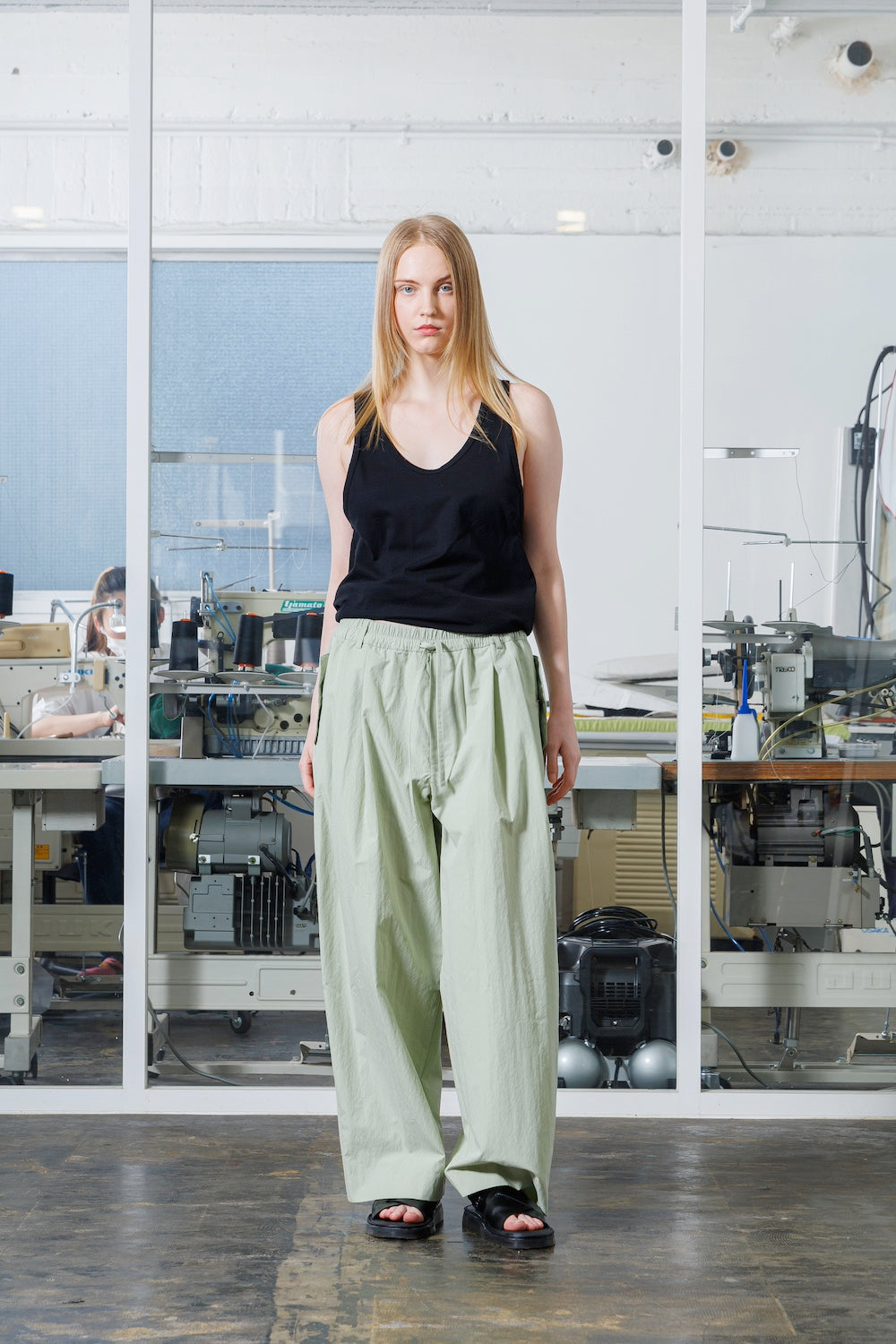 VOAAOV SUPIMA COTTON x NYLON TYPEWRITER PANTS - LIGHT GREEN