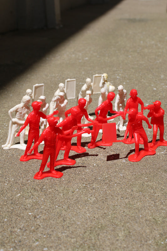 PROCESS PLASTIC PIT CREW SET