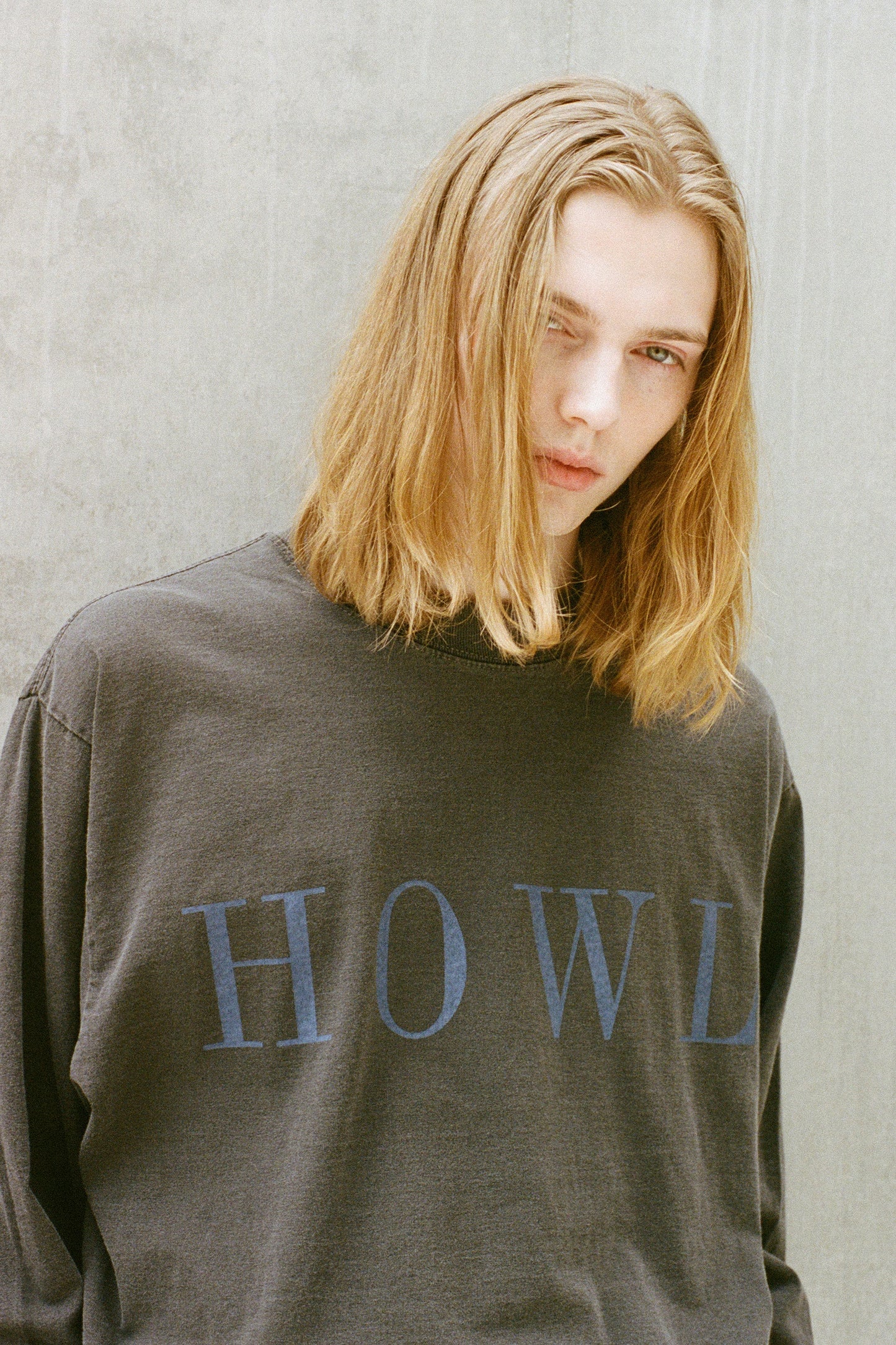ESSAY PIGMENT DROPSHOULDER LONG T-SHIRT - HOWL