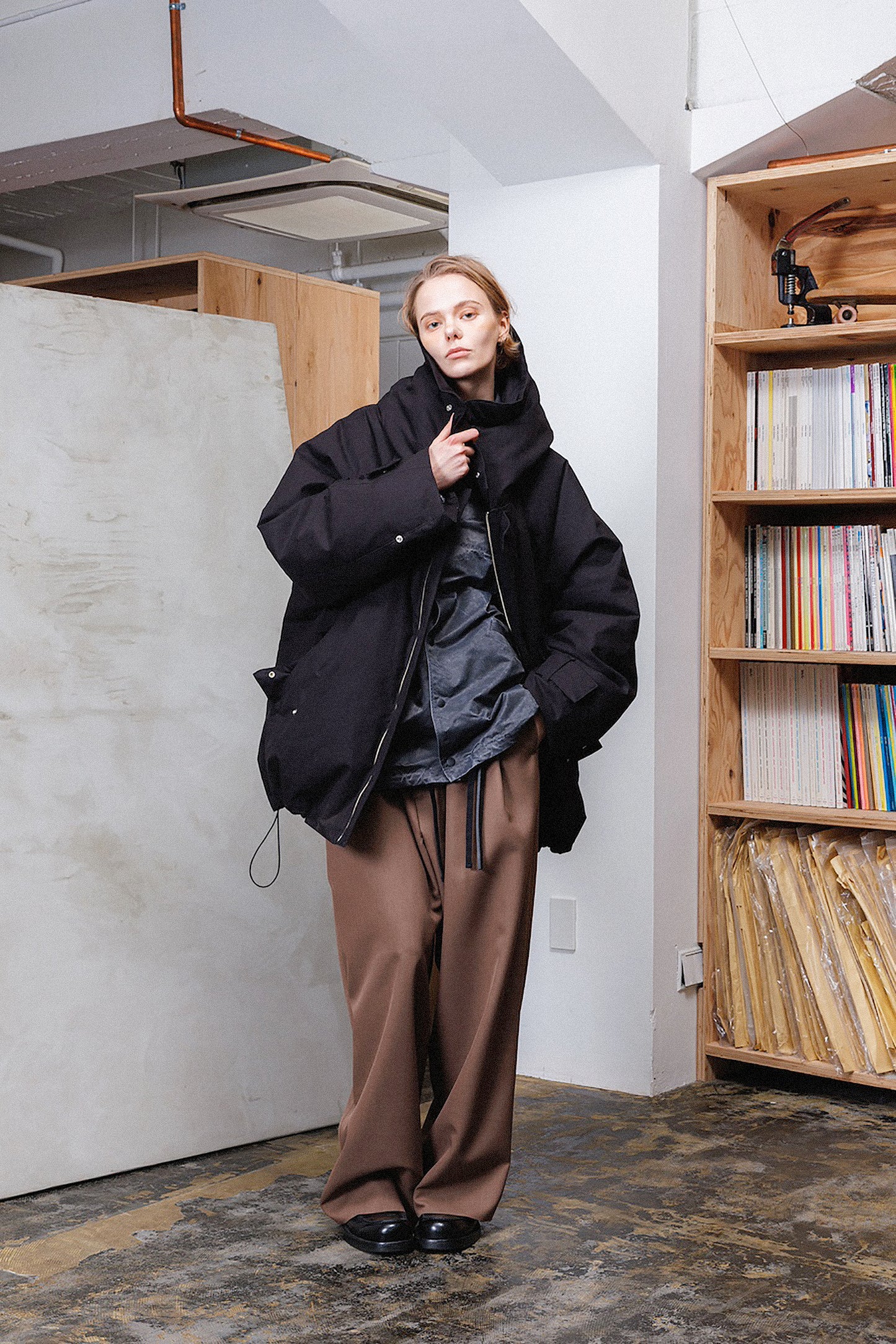 VOAAOV KAWADA DOWN NYLON JACKET - BLACK