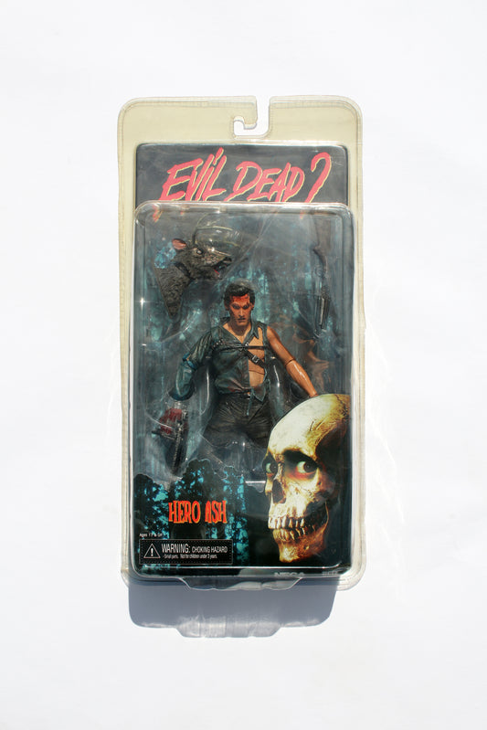 EVIL DEAD 2 HERO ASH NECA