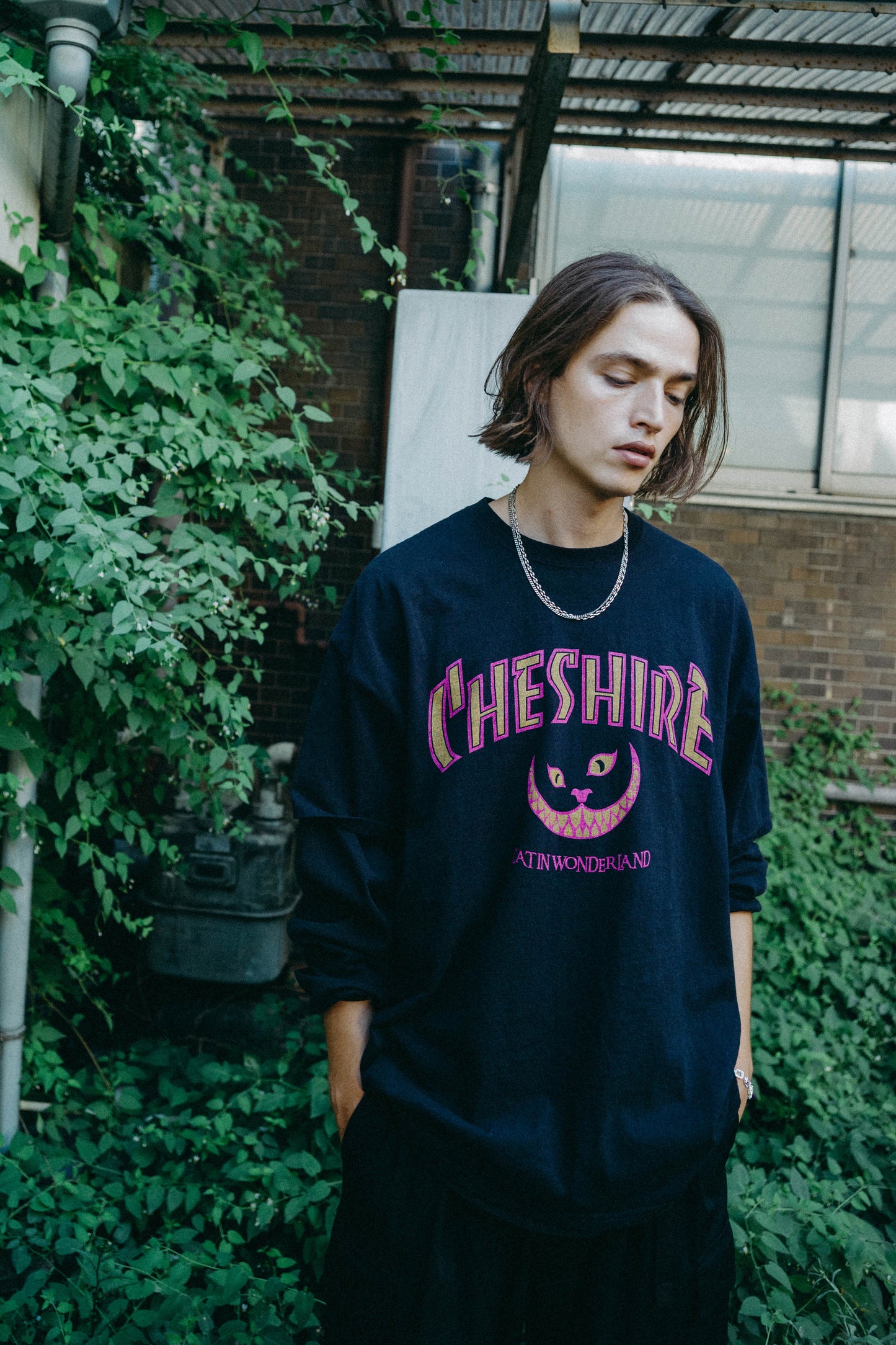 ESSAY LAYERED OVERSIZE LONG T-SHIRT - CHESHIRE CAT