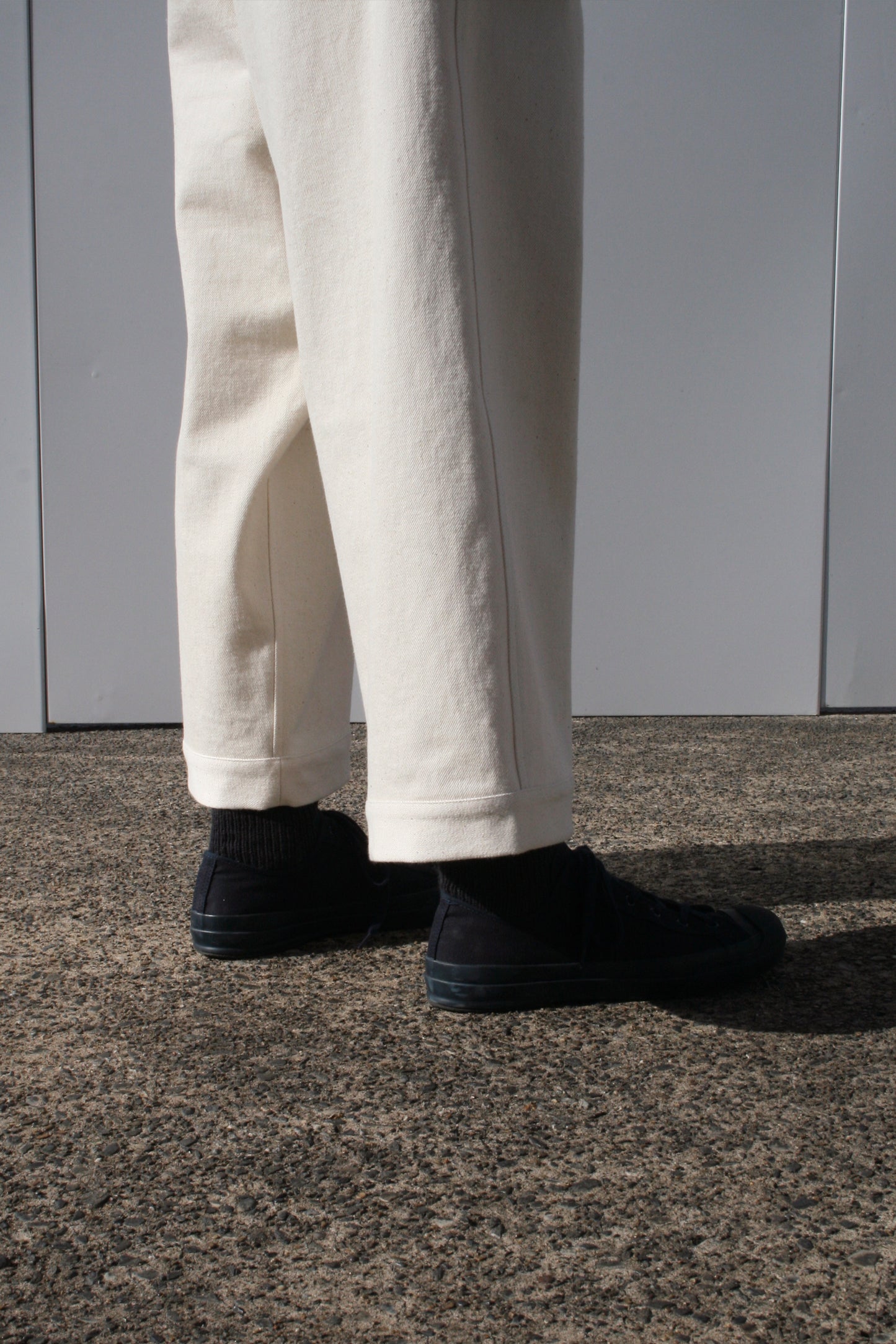 O PROJECT ORGANIC SELVEDGE DENIM WIDE TROUSERS - KINARI