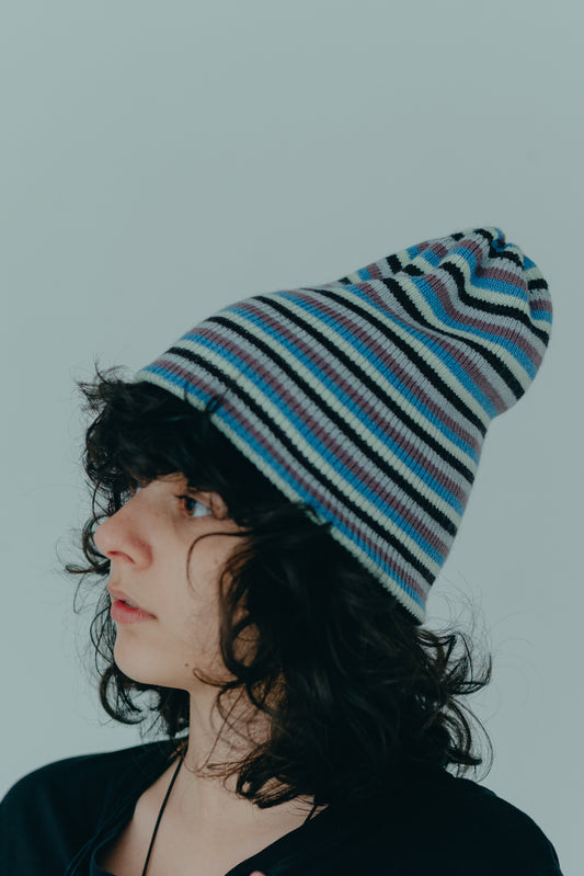 ESSAY BEANIE CAP