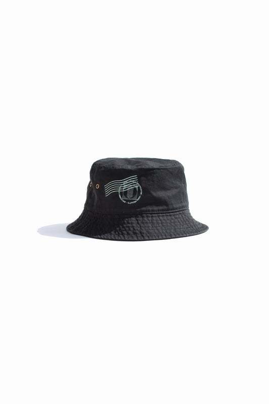 ESSAY POSTMARK BUCKET HAT - BLACK